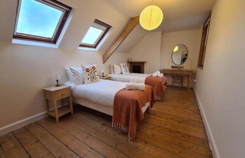 The Shrubbery-Superb Modern home-6 beds-sleeps 11 - Foto 27