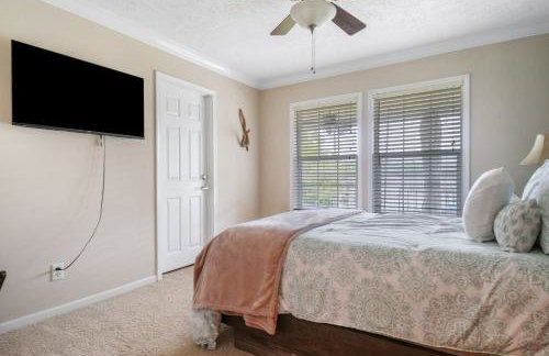 Lakefront Retreat w Dock Boat Rental and Views - Foto 24