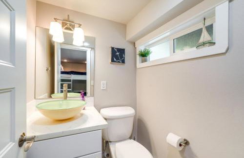 Coastal PNW Home on Swimmable Beach with Hot Tub! - Foto 17