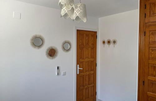 Villa en primera línea de mar con piscina privada - Foto 25