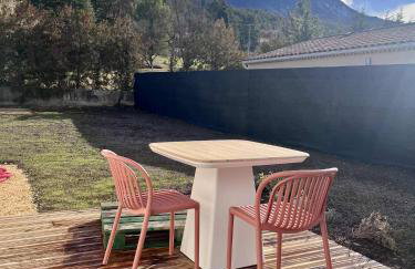 La cahuete Maison neuve, borne électrique, terrain de boules, jardin clos privé - Foto 16