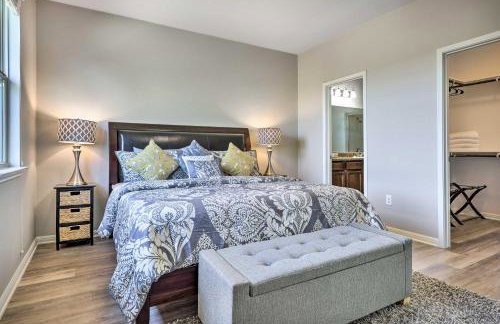 Family Home with Fenced Yard in Austin Suburbs! - Foto 13