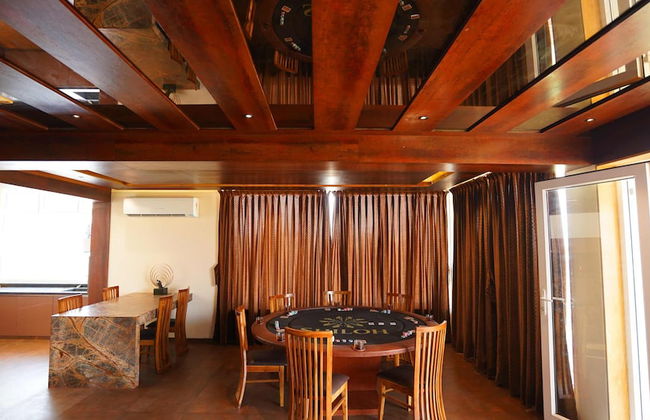 Casino Villa by Shiloh Stays - Photo 14