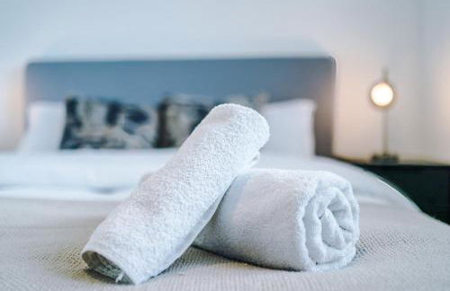 Modern 1BR Apartment in Central Warrington - Foto 31