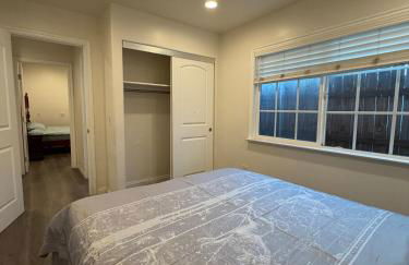 Cozy 2-Bedroom Retreat Home in East Los Angeles - Foto 8