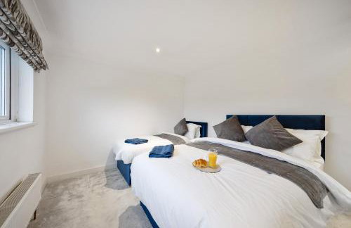 Long-short-stay Medway home with parking, WiFi &pool table - Foto 34