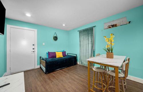 1BR Apt with Fully Equipped Kitchen Close to Major Attractions - Foto 6