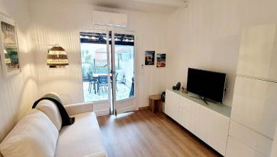 F2 apartment in residence with swimming pool - Foto 3