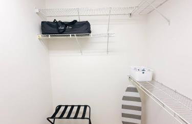 Crescent Gardens-3 Miles from UA - Foto 9