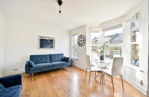 2-Bed, Sleeps 8 in Leyton E10, Near Stratford - Foto 5