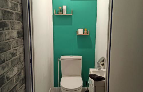 Gîte Le Français VERDUN 4 pers,climatisé,grand garage,jardin 3 étoiles - Foto 12