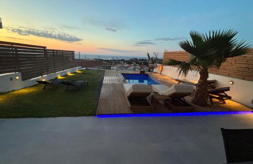 Sea View Sunrise Luxury Apartment - Foto 21