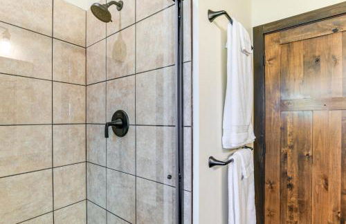 2 Mi to Dtwn Palmer Custom Valley Home with Garage - Foto 17