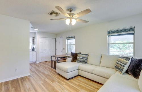 Williston Home with Yard 6 Mi to Devils Den Spring - Foto 6