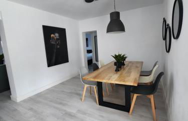 Villa Yoli 26 con Piscina y Jardin cerca de la Playa - Foto 26