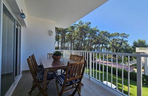 Frente al Mar Primera Linea de Playa Samil - Foto 2