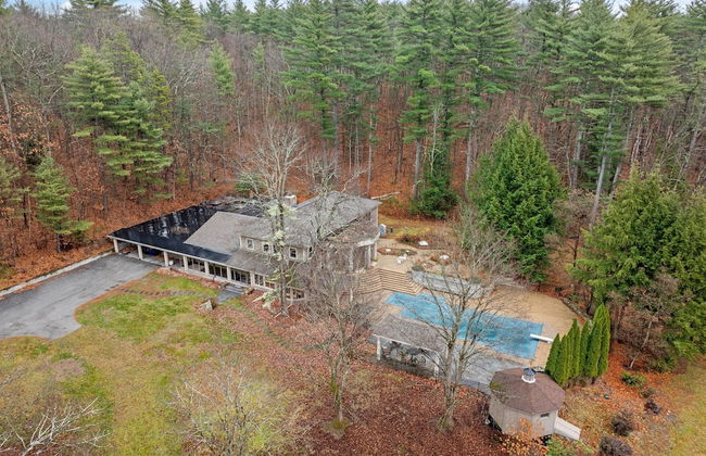 Massive Home w Sauna Pools Hot Tub Fireplaces - Photo 63