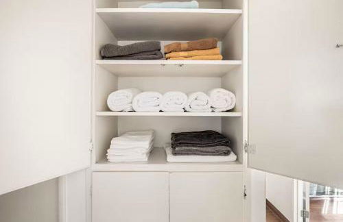 Spacious 4 bedroom home by Melrose and 10 minutes to Hollywood Walk of Fame - Foto 30