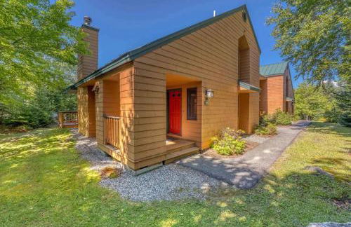 New Property! Updated 3 bed 3 bath condo with mountain ski slope views in Bretton Woods - Foto 1