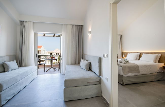 Lotus Hotel Apartments - Photo 33