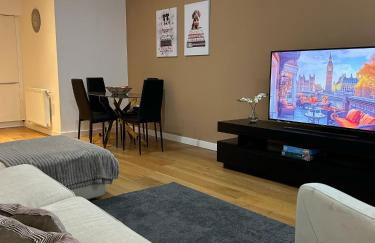 Modern 2-Bedroom Flat Near Wembley - 9 Minutes from Park Royal Station - Foto 1