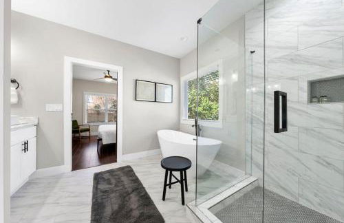 Twin Homes - 8 Bedroom Retreat In Central ATL - Foto 6