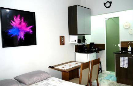 Apartamento tipo studio com uma linda sacada - Foto 1
