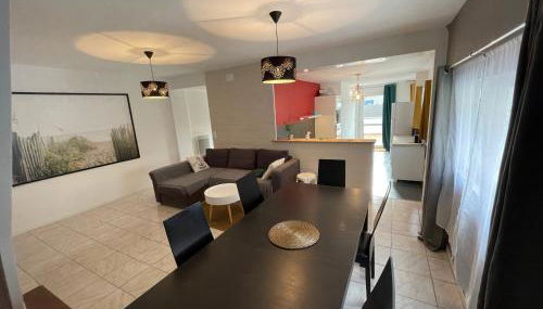 Maison centre bourg à 50m de la plage - Photo 2