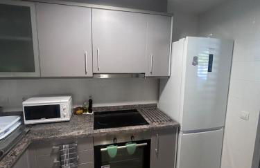 Apartamento con 2 habitaciones y garaje - Photo 44