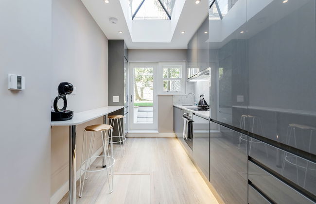 Stylish 2bed 2bath in Notting Hill - Foto 9