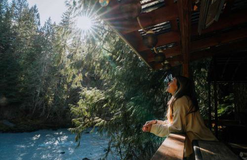 Chase's River Cabin - Hot-tub Firepit & Fireplace - Foto 12