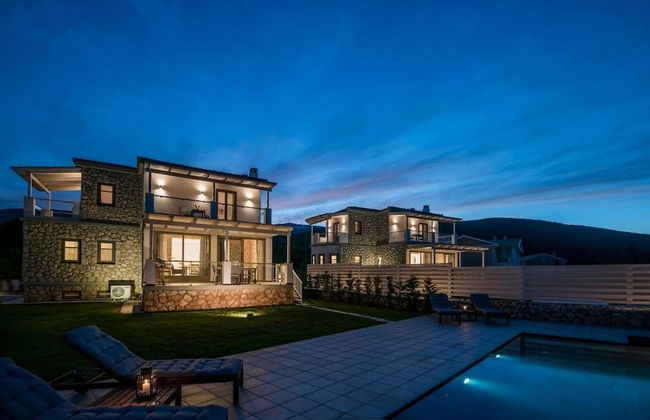 White Villas - Photo 41