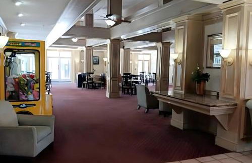 Whimsical Condo 1.5M from Disney - Foto 31