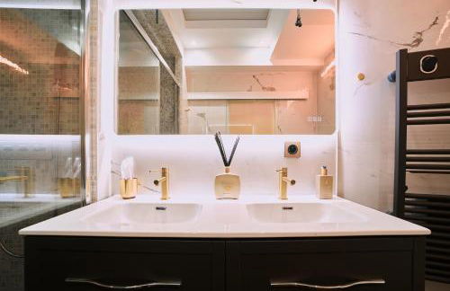 Les Perles Amiénoises-Suite Luxe Centre-Parking - Foto 6