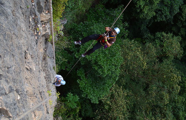 Discesa in corda doppia nella Doline dei Pappagalli - Foto 6