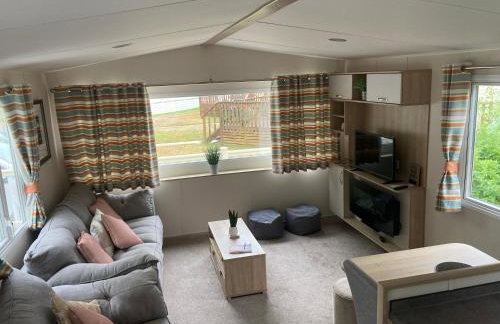 Tranquil Retreat at River Valley Country Park - Photo 21