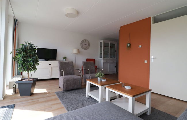 Nice Holiday Home on the Water - Foto 16