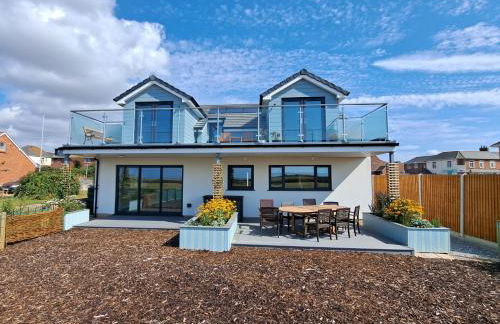 Longshore Drift - Photo 1