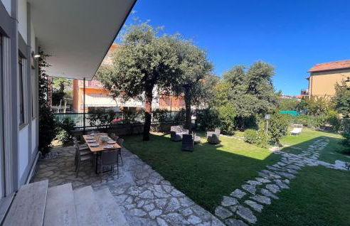 Beautiful Home In Porto Potenza Picena - Photo 14