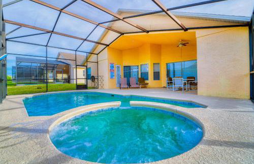 Comfortable Pool Home with Spa & Games Room Close to Disney - Foto 2