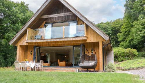 Lakeside Lodge - Photo 3