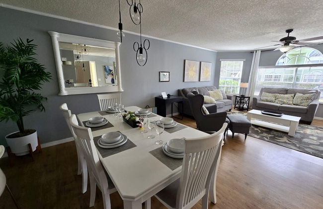 Britannia Village - Photo 15