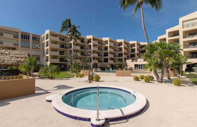 Updated Unit With Beautiful Florida Bay Sunsets 1 Bedroom Condo by RedAwning - Photo 22