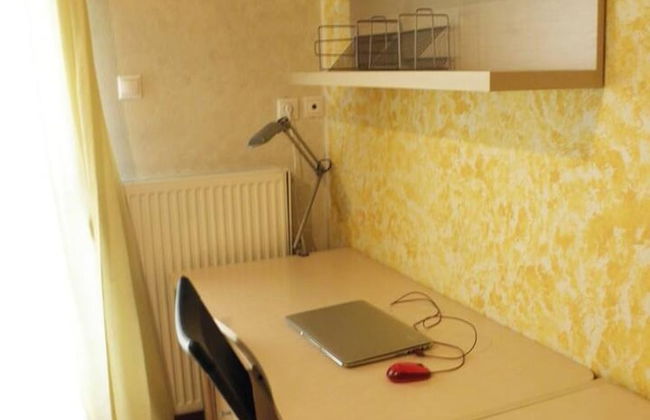 Cozy and Modern Apartment Centrally Located - Foto 9