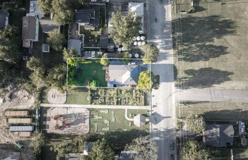 The Lyellton House: Water View, Steps from Beach - Foto 14