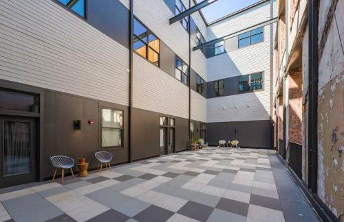 Mercantile industrial loft! - Photo 59