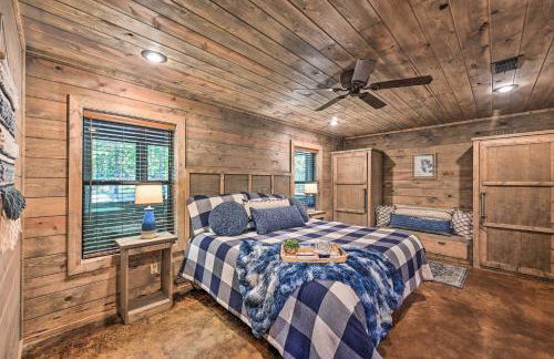 Luxe Broken Bow Cabin with Tesla Charging Station - Photo 8