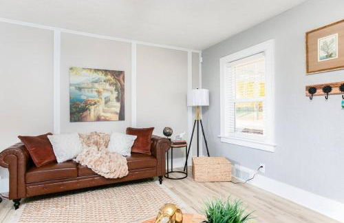 South Bend Serenity: Freshly Renovated 3BR 2mi ND - Foto 18