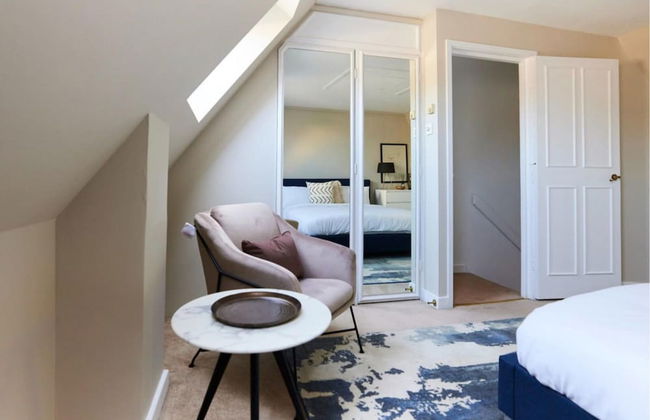 The Holland Park Crib - Classy 2bdr House - Photo 11