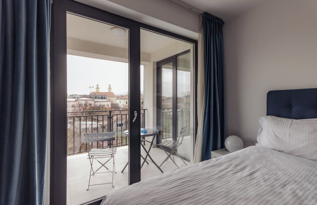 ZEN Central Apartments - Photo 37